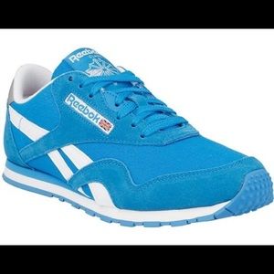 Reebok Women's Slim Pop Fashion Sneaker size 9